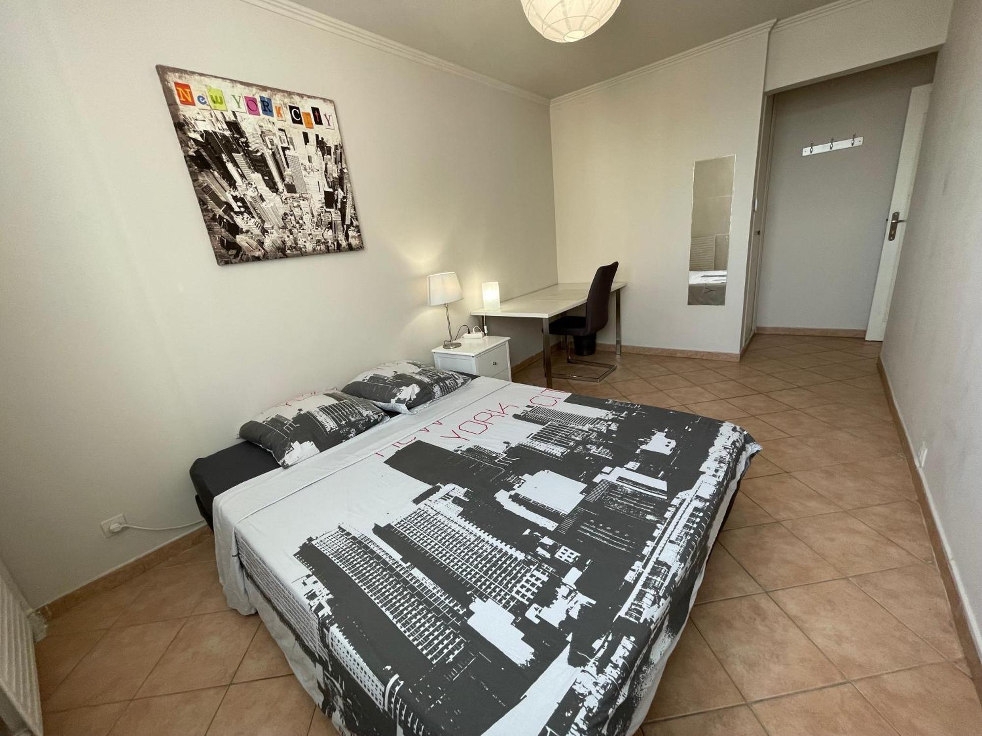 Chambre Privee En Colocation Dans Un Appartement Vaulx En Velin Centre Exterior photo