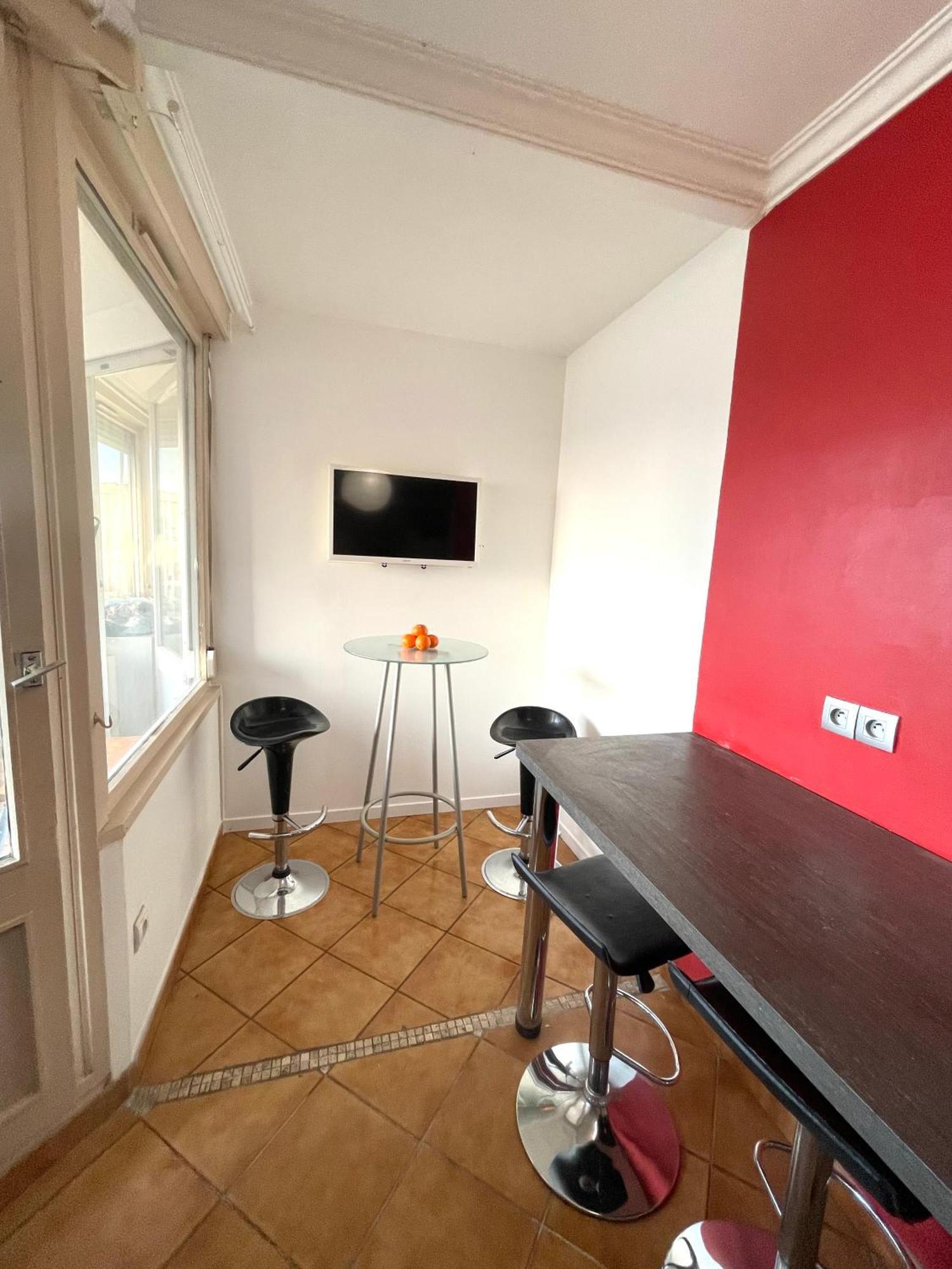 Chambre Privee En Colocation Dans Un Appartement Vaulx En Velin Centre Exterior photo
