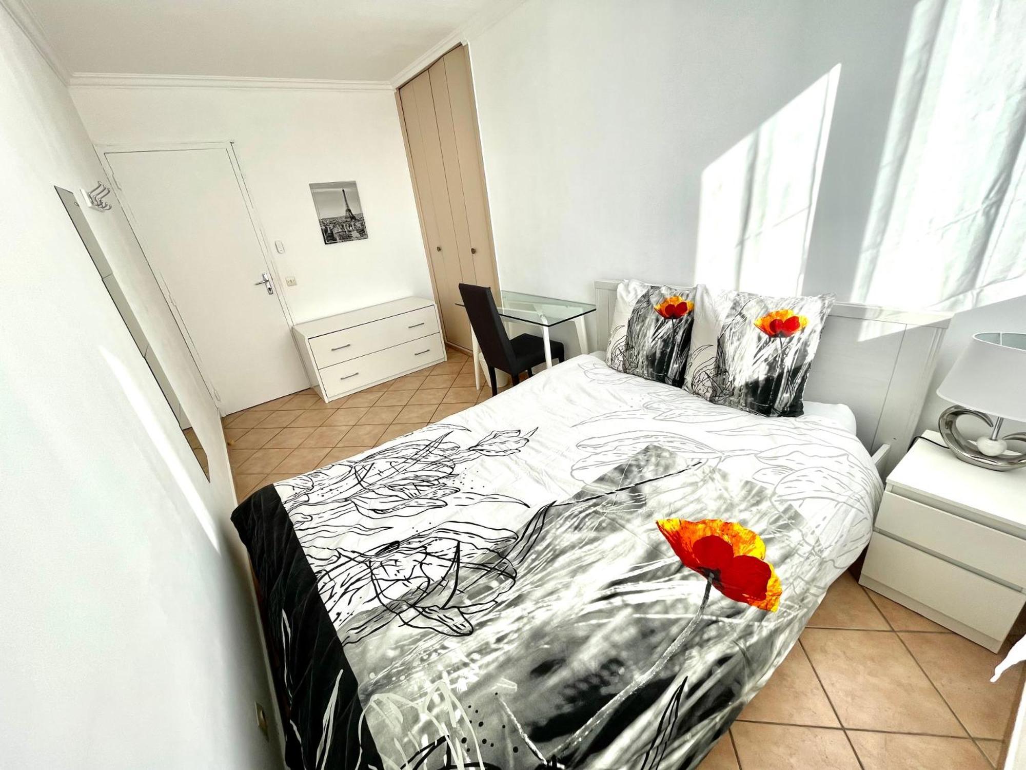 Chambre Privee En Colocation Dans Un Appartement Vaulx En Velin Centre Exterior photo